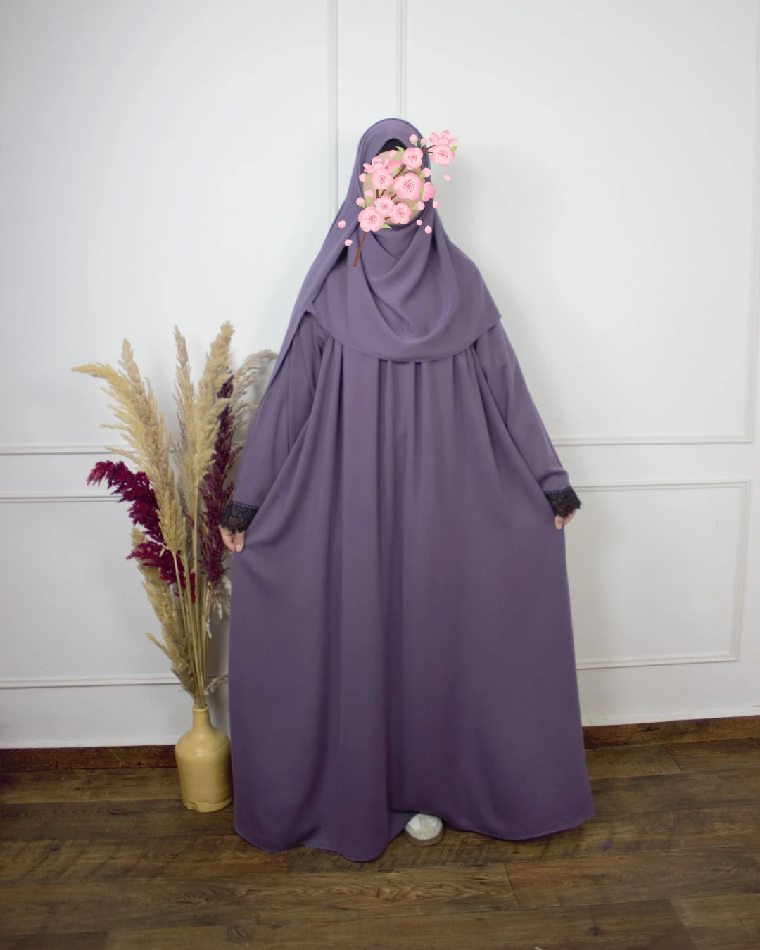 طقم الصلاة بثوب ريحانة الدافئ – راحة ودفئ في كل ركعة