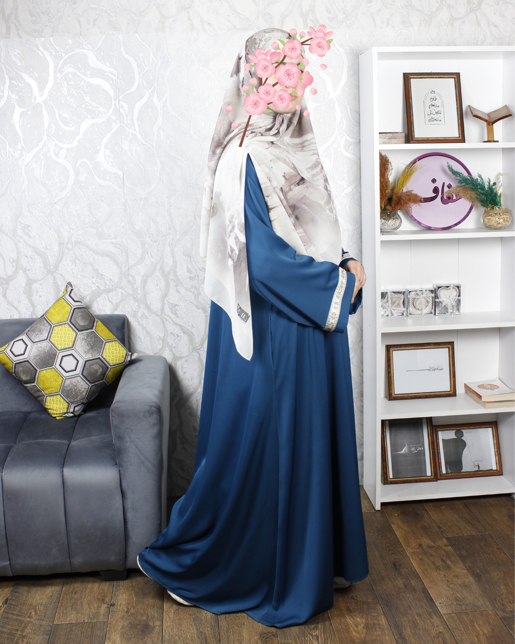 عباية حضور- كوني حاضرة بفخامة ورقي تذهل الأنظار