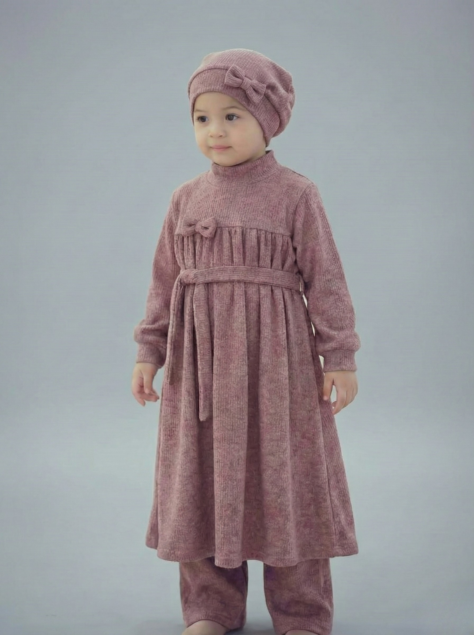 عباية لينا  من قطعتين   للأطفال مع قبعة