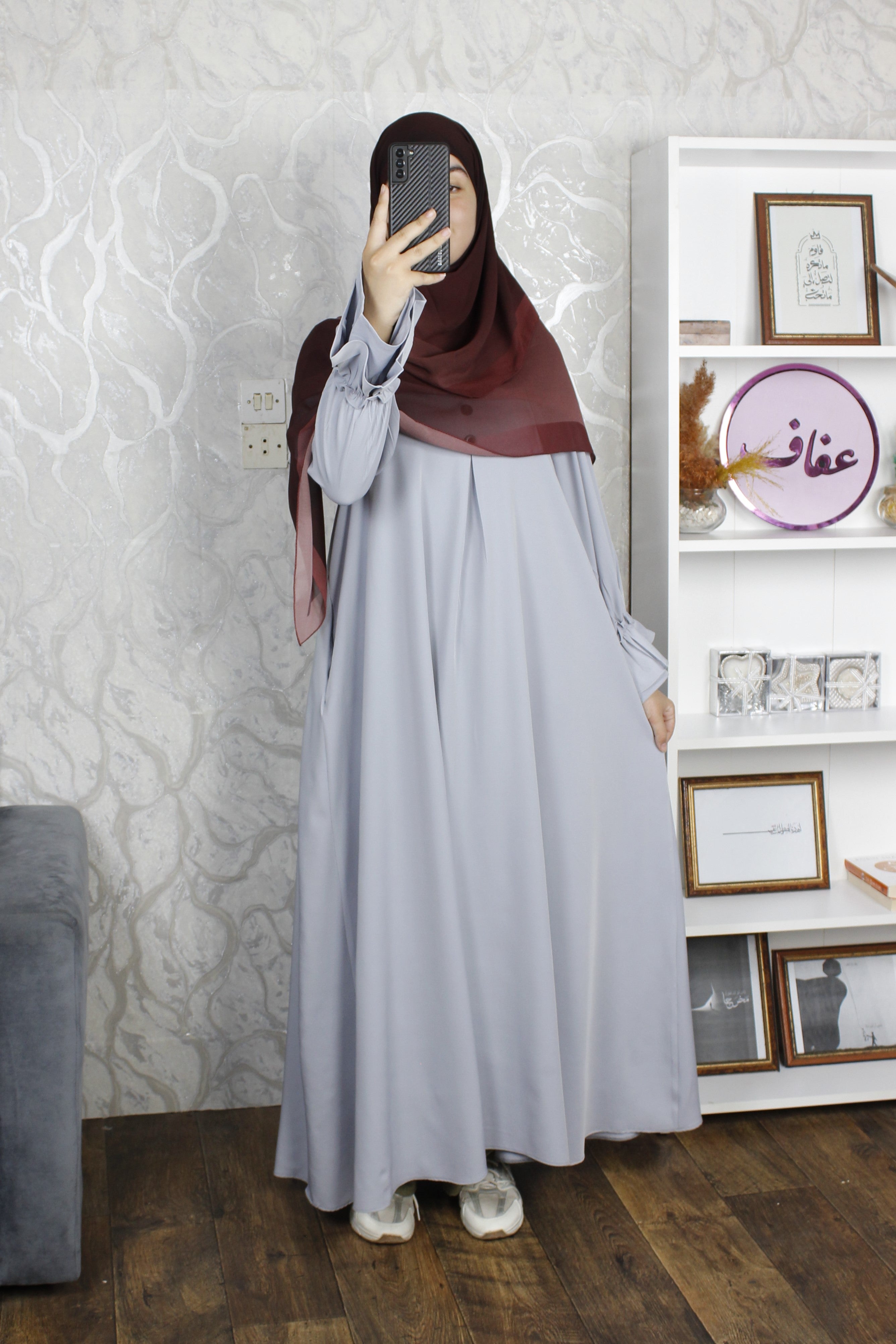 عباية وقار- لأن الراحة في الشتاء تبدأ من عبايتك