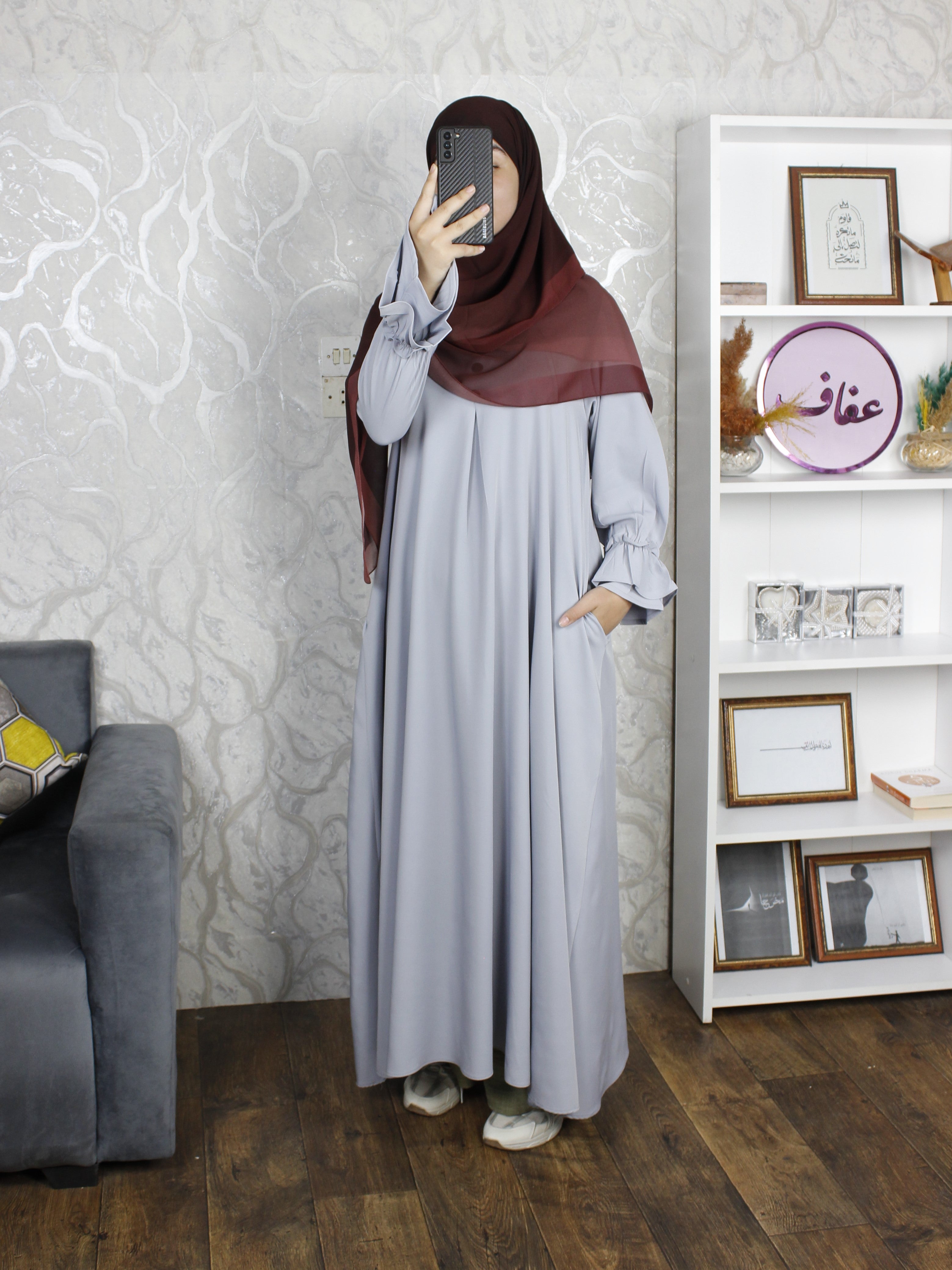 عباية وقار- لأن الراحة في الشتاء تبدأ من عبايتك