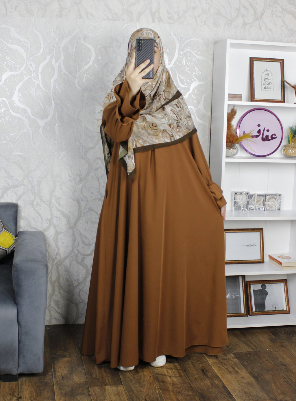 عباية وقار- لأن الراحة في الشتاء تبدأ من عبايتك