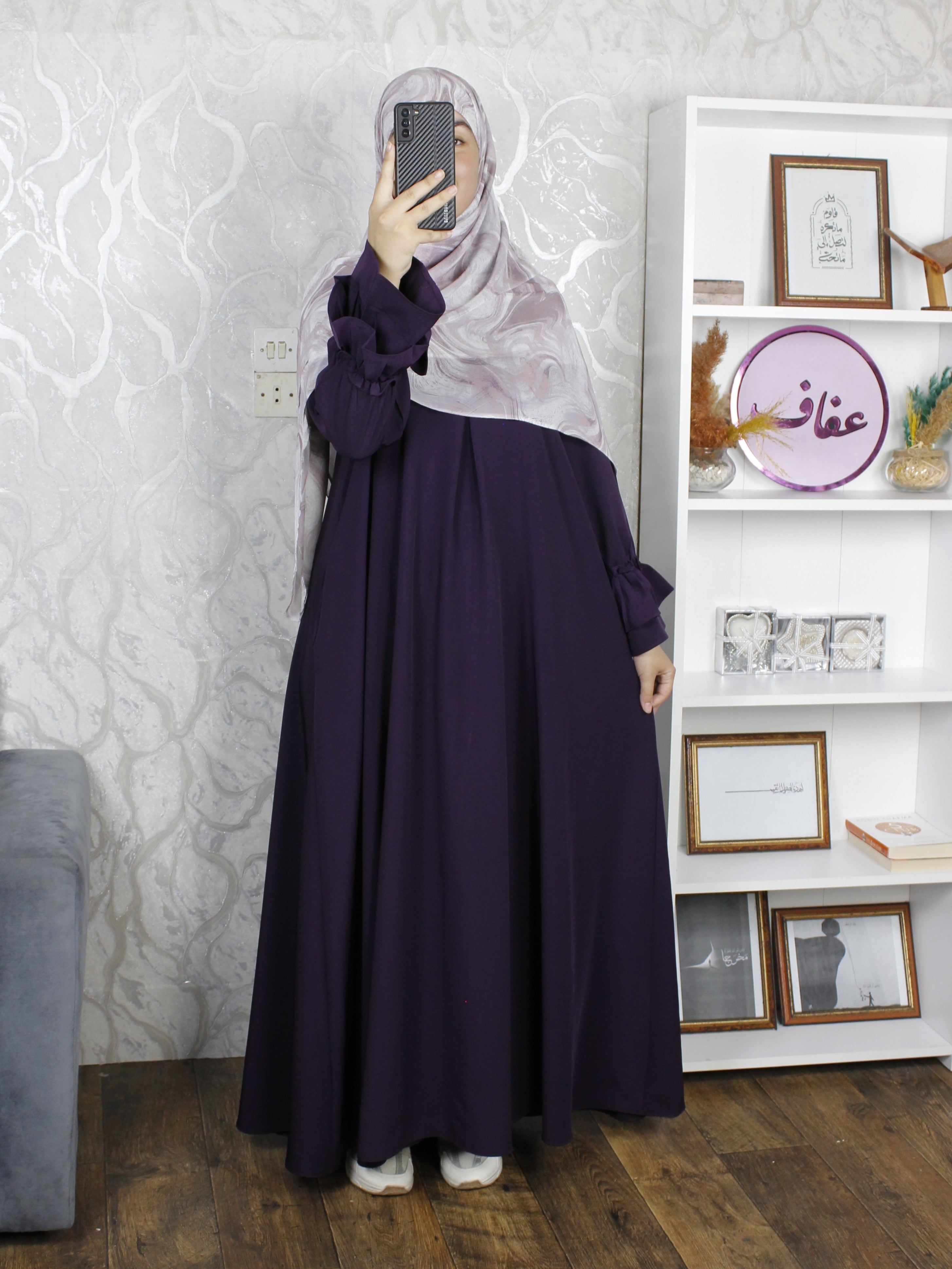 عباية وقار- لأن الراحة في الشتاء تبدأ من عبايتك