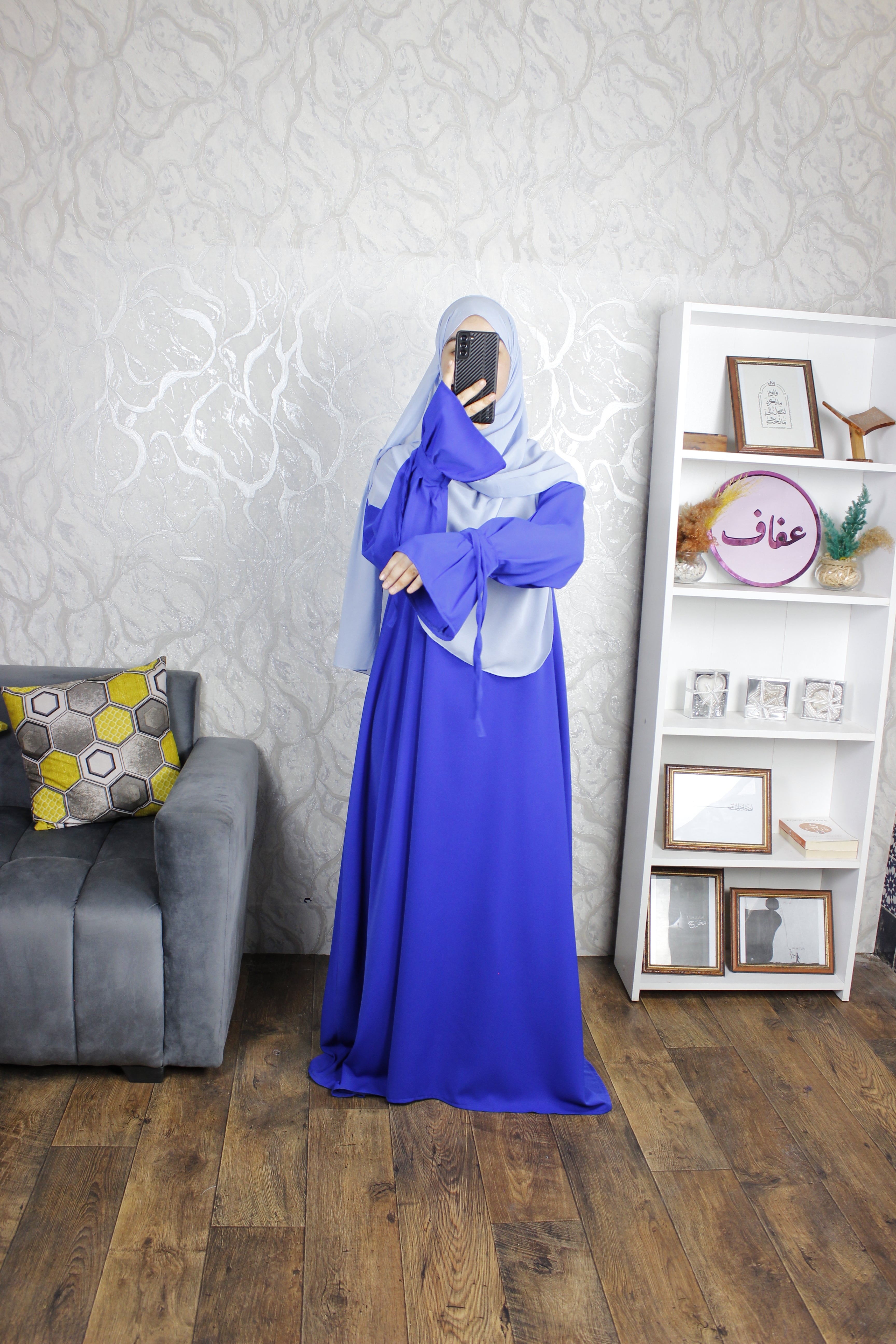 عباية فرح مع زيف ماليزي كبير - ثوب كريب ممتاز