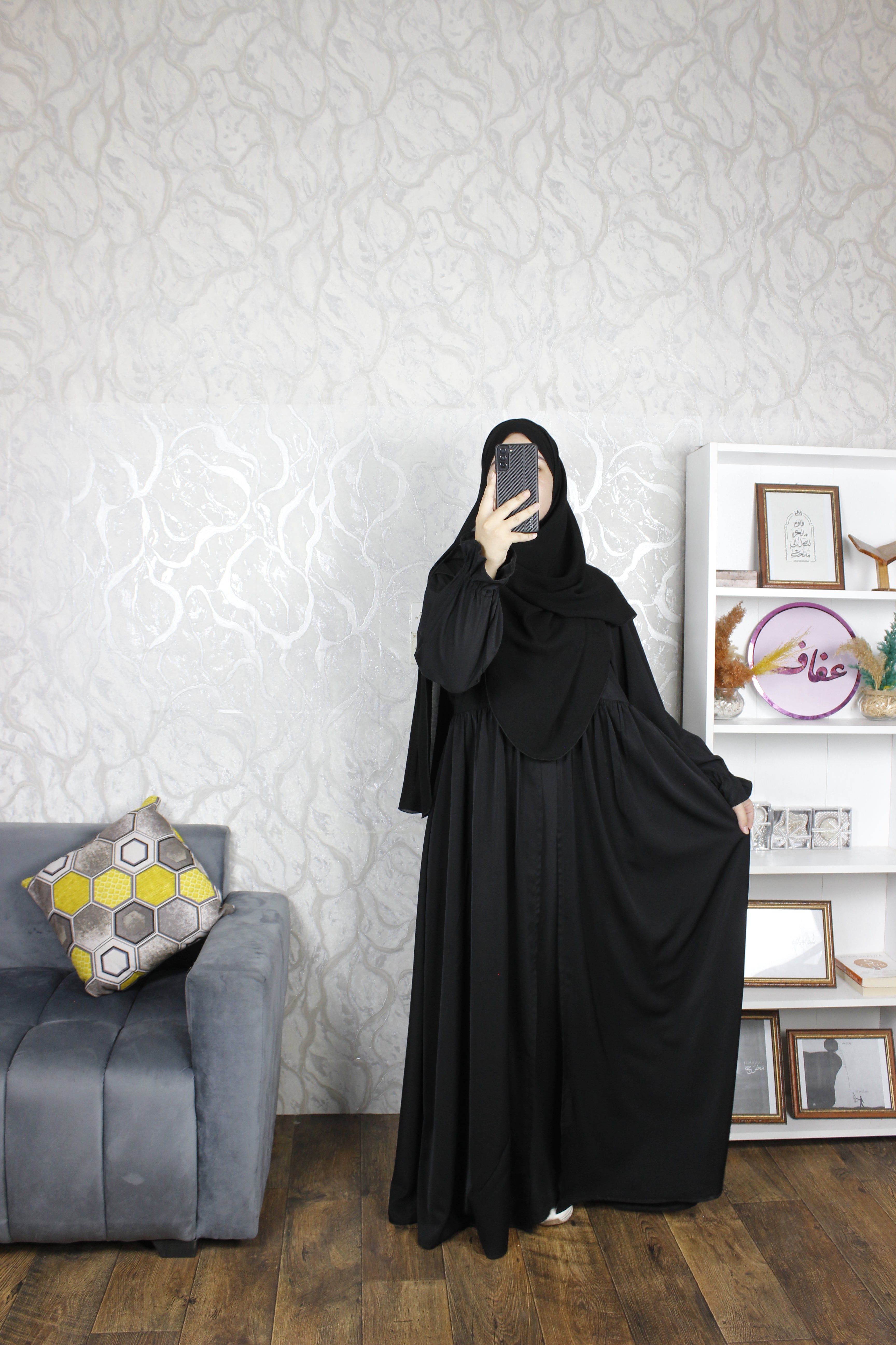 عباية عفاف بقطعتين -تصميم سلطانة-ثوب كريب