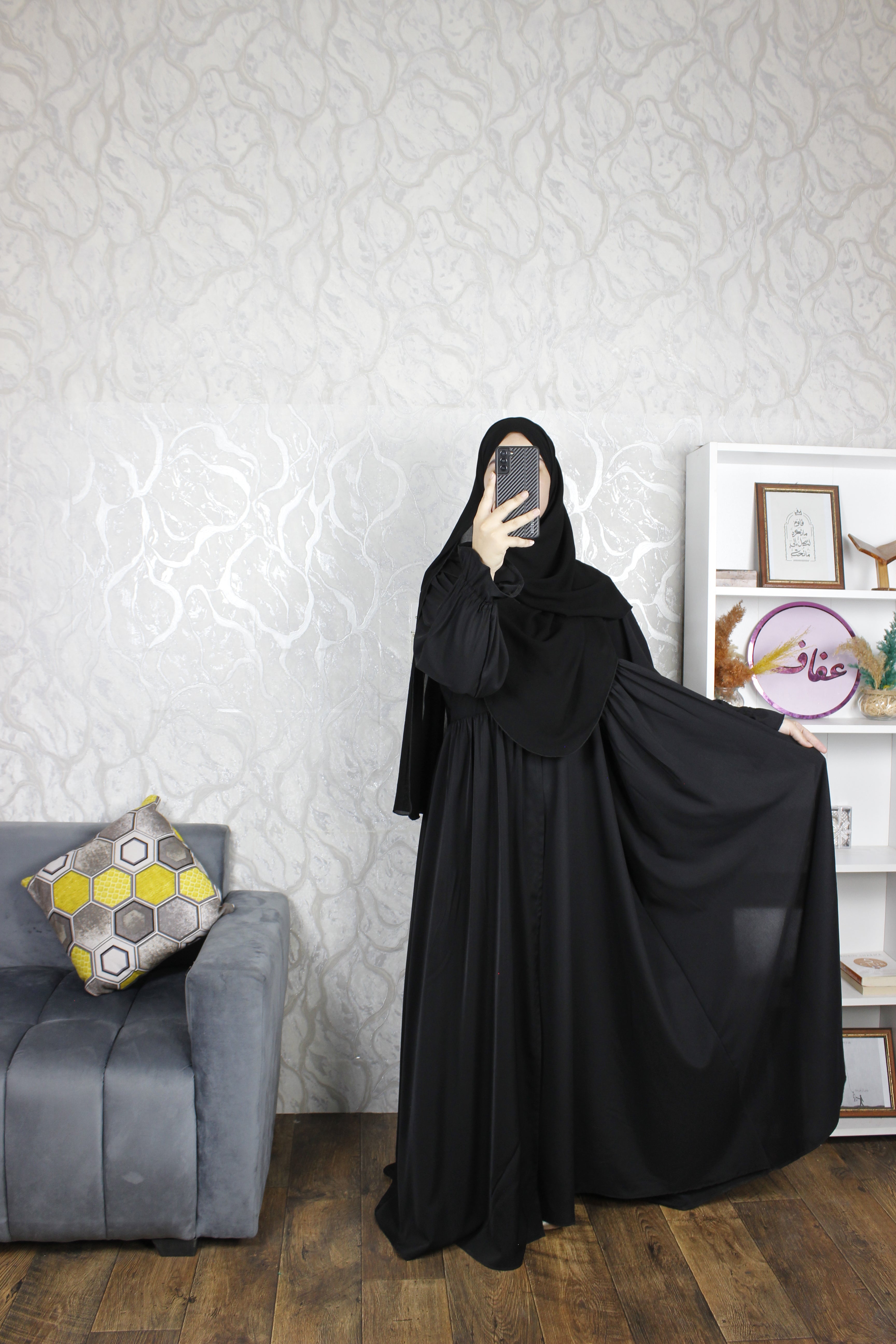 عباية عفاف بقطعتين -تصميم سلطانة-ثوب كريب