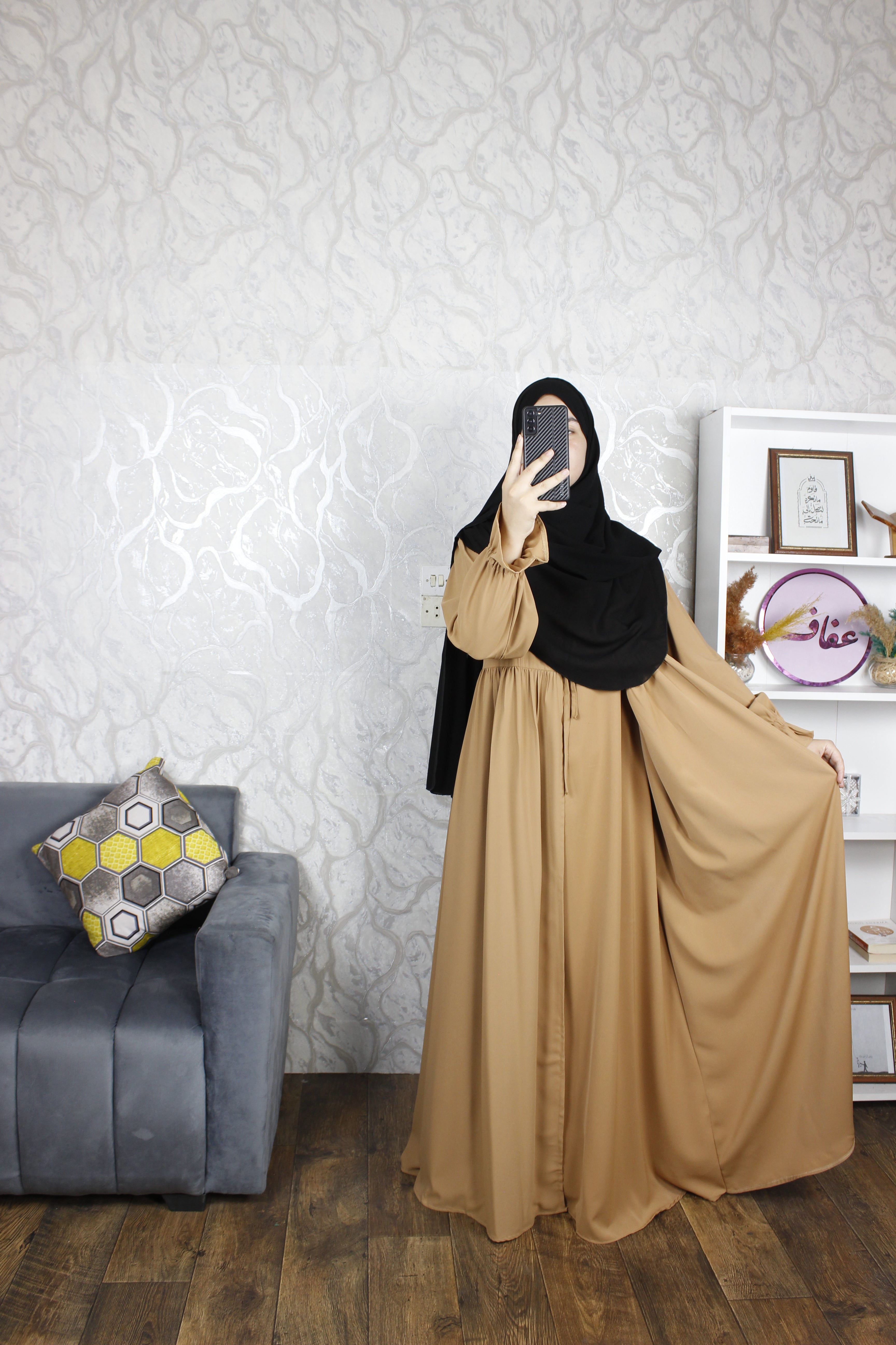 عباية عفاف بقطعتين -تصميم سلطانة-ثوب كريب