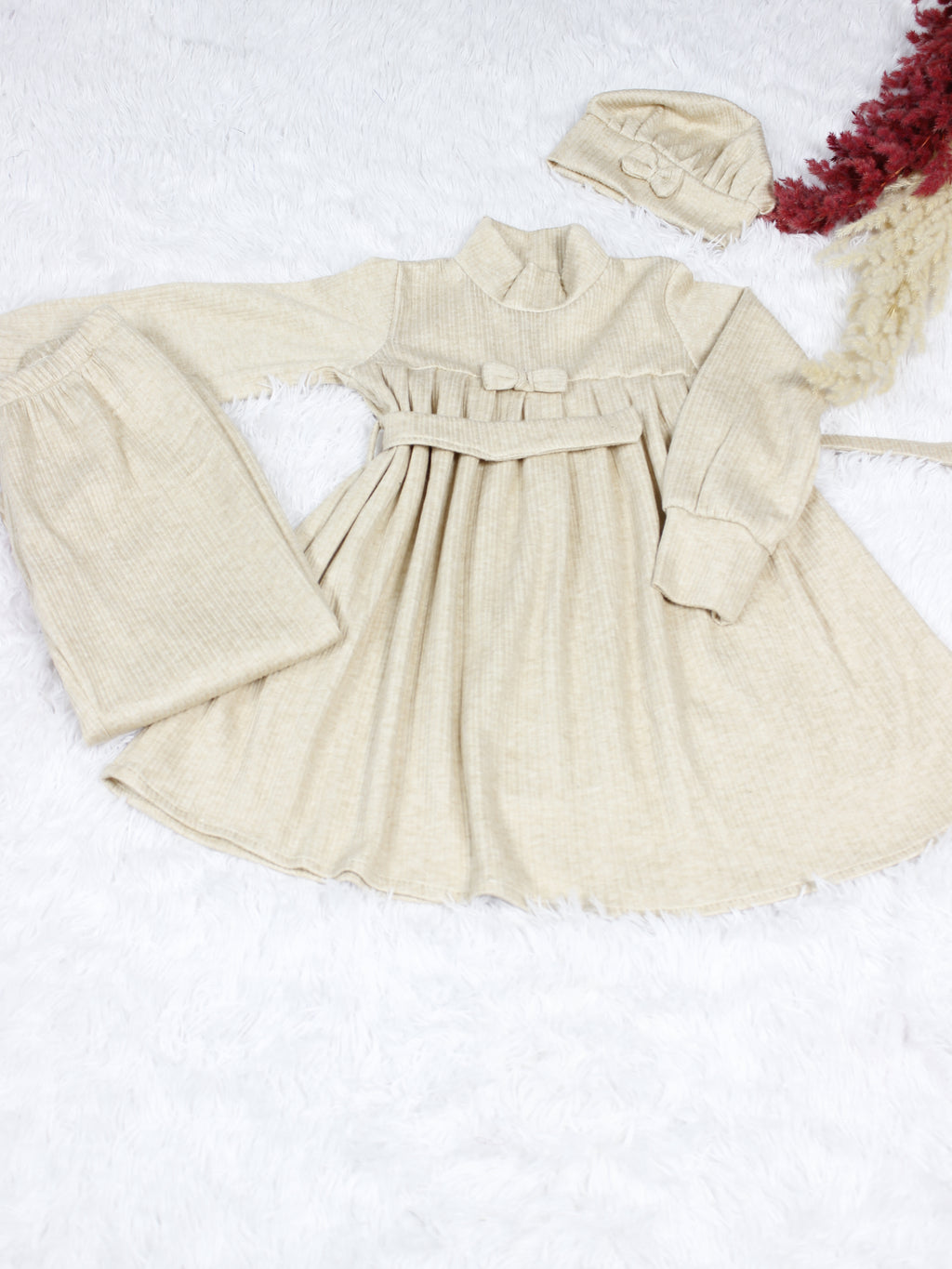 عباية لينا  من قطعتين   للأطفال مع قبعة