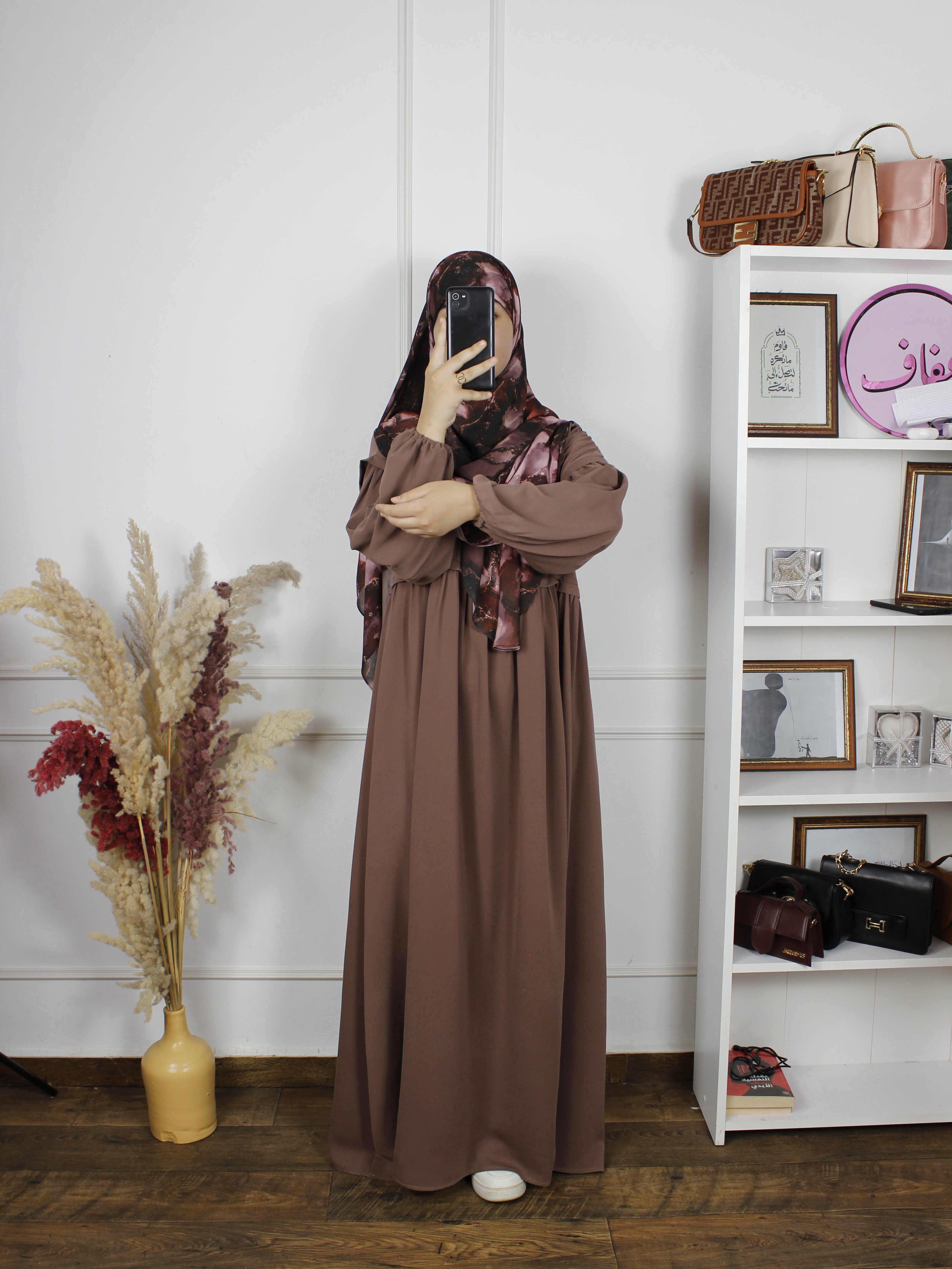عباية رباب-الرقي والأناقة في قطعة واحدة