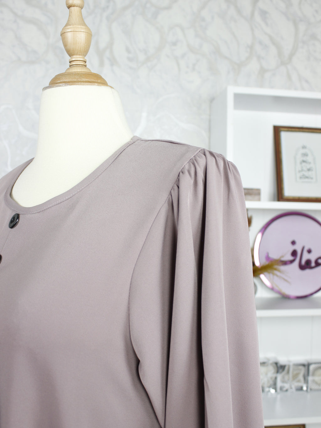 عباية وقار- لأن الراحة في الشتاء تبدأ من عبايتك