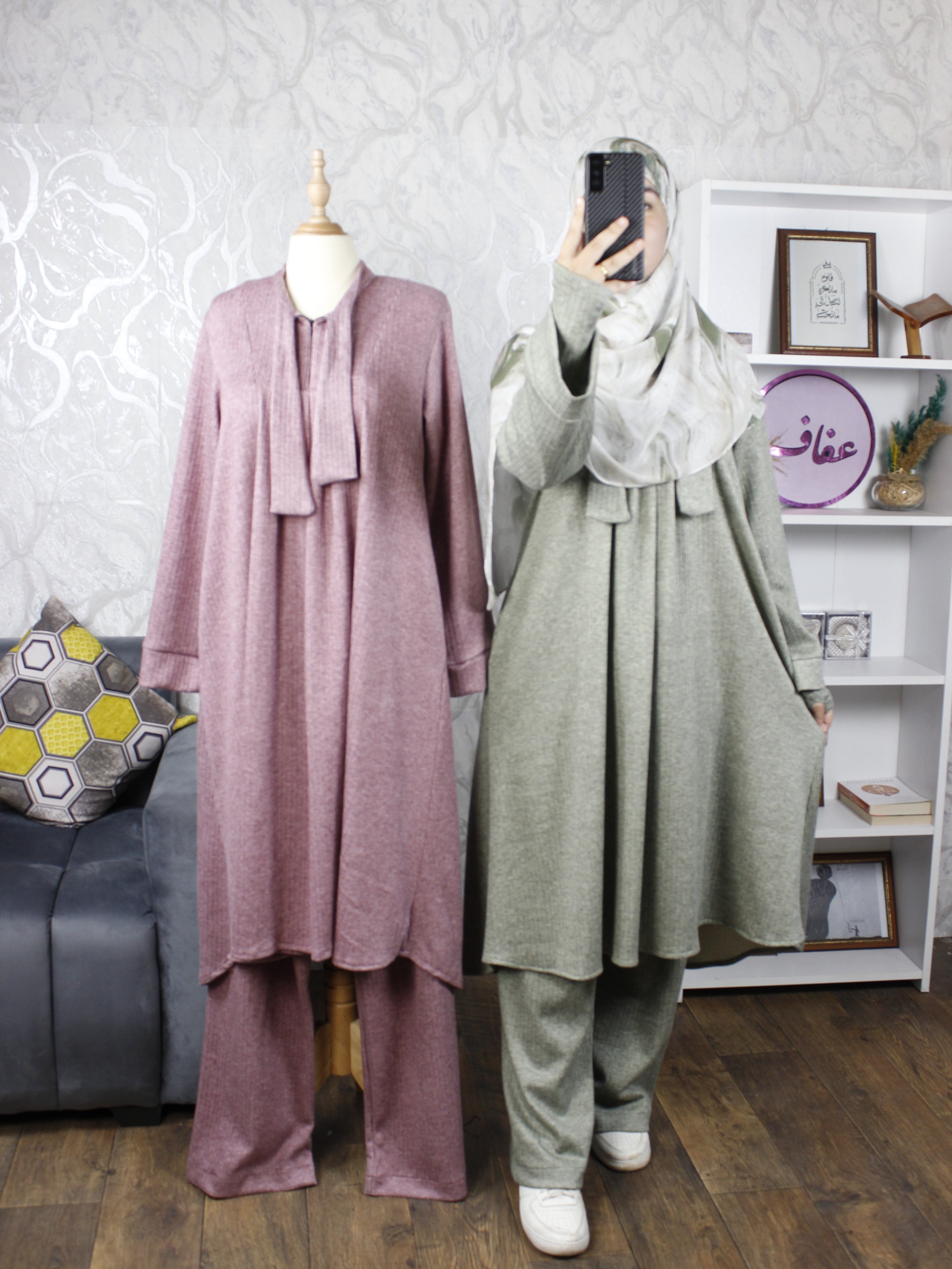 عباءة لينا مع المعصم - عملية ودافئة