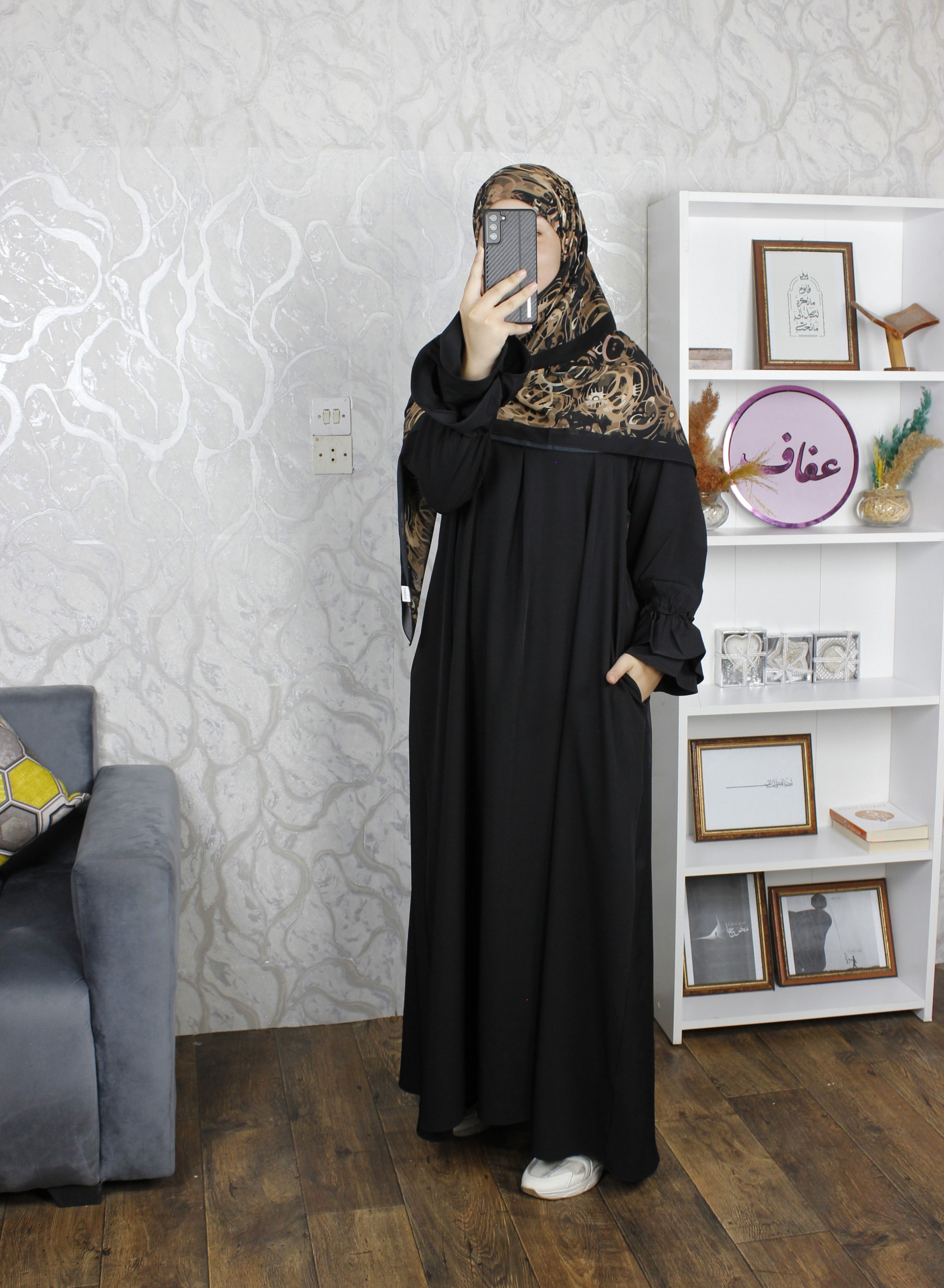 عباية وقار- لأن الراحة في الشتاء تبدأ من عبايتك