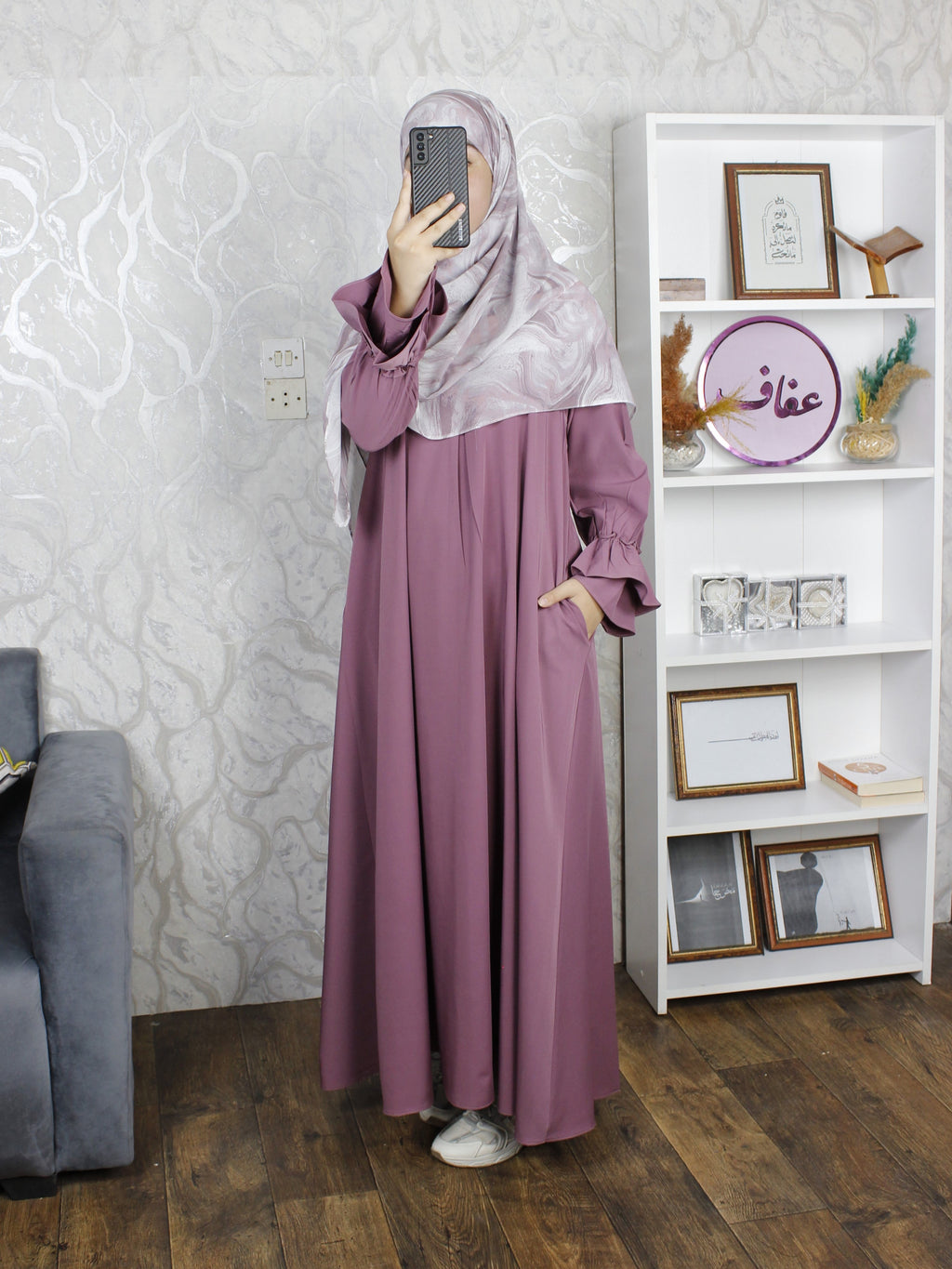 عباية وقار- لأن الراحة في الشتاء تبدأ من عبايتك