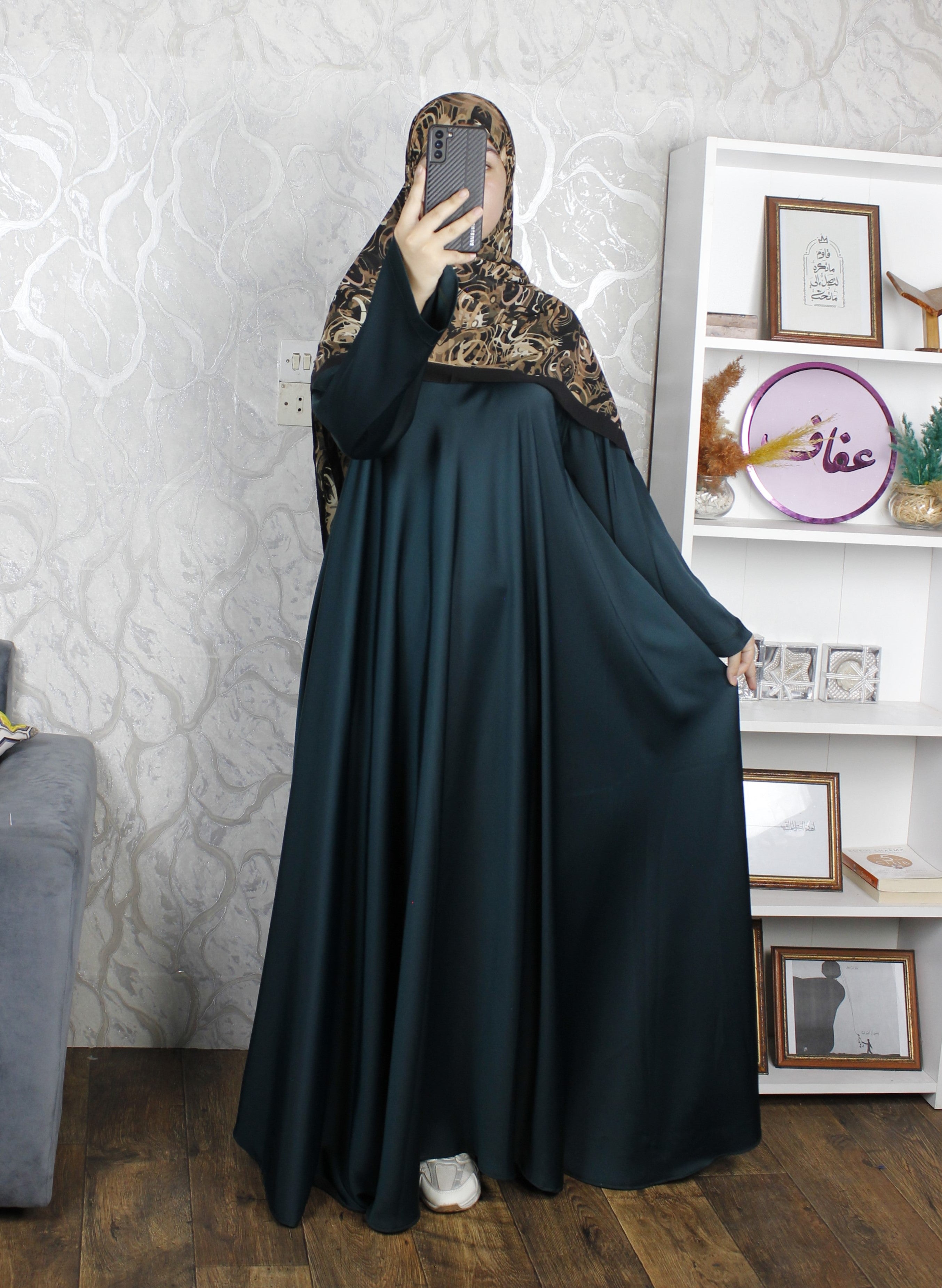 تألقي في مناسباتك القادمة مع عباية ضياء