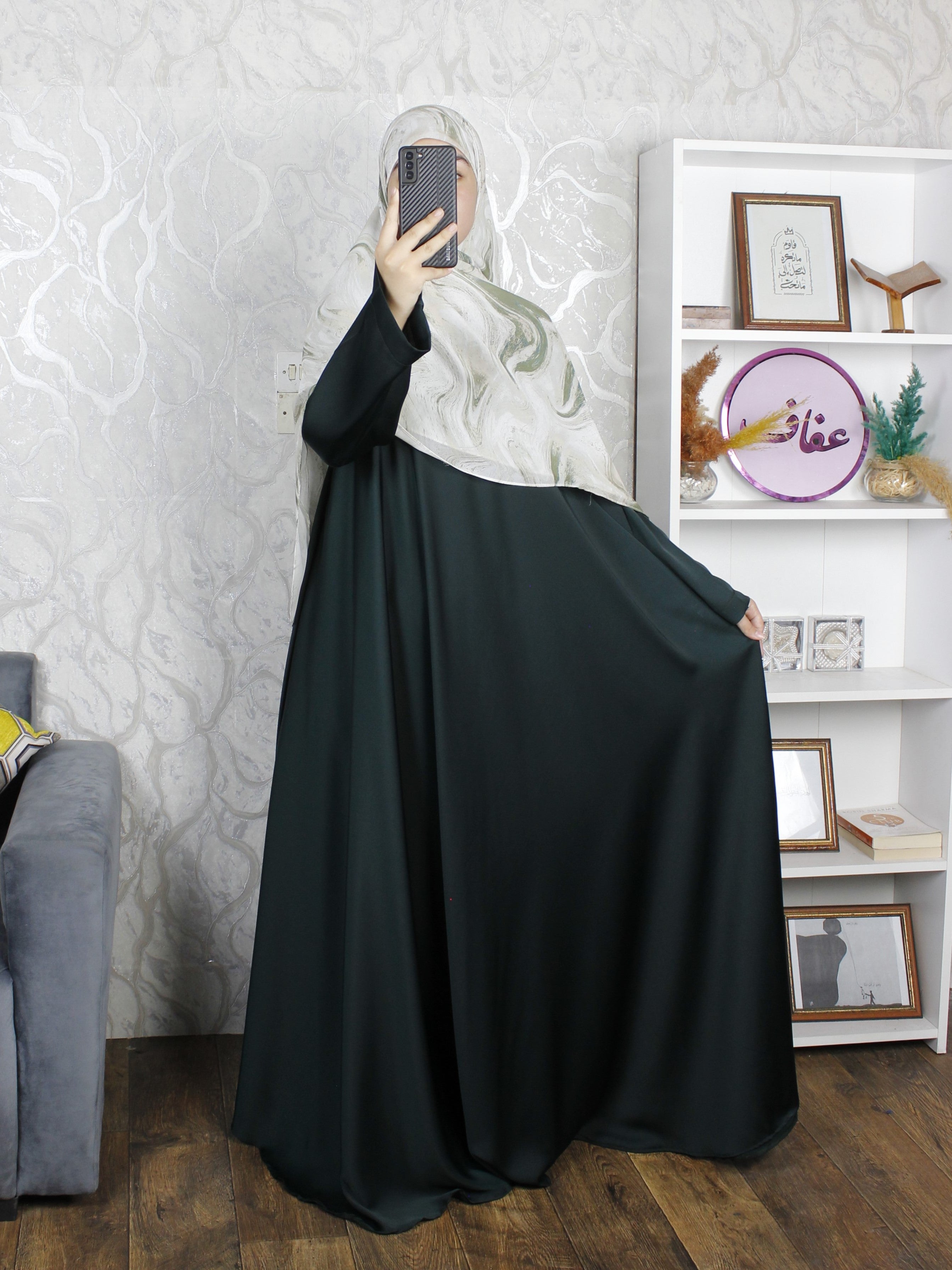 تألقي في مناسباتك القادمة مع عباية ضياء